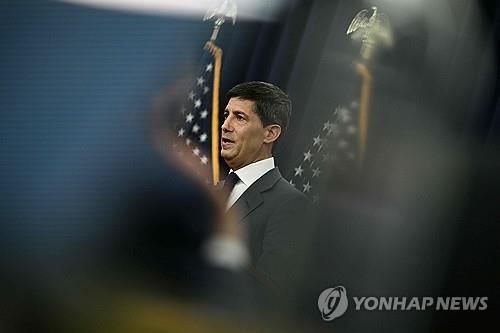 회견 중인 케빈 워시 미 연준 의장