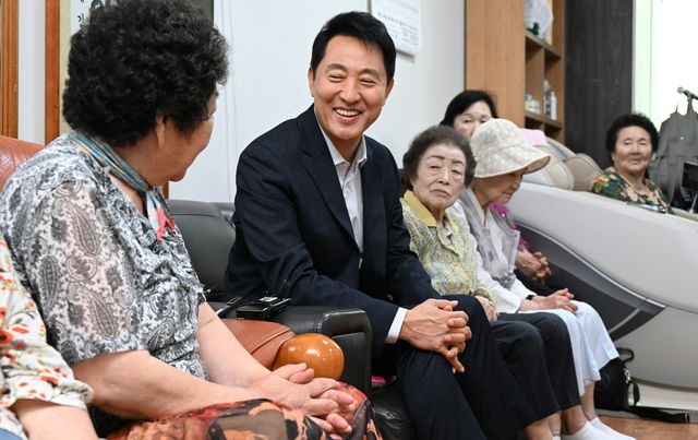 경로당 방문한 오세훈 시장