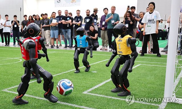 휴머노이드 로봇 축구 리그