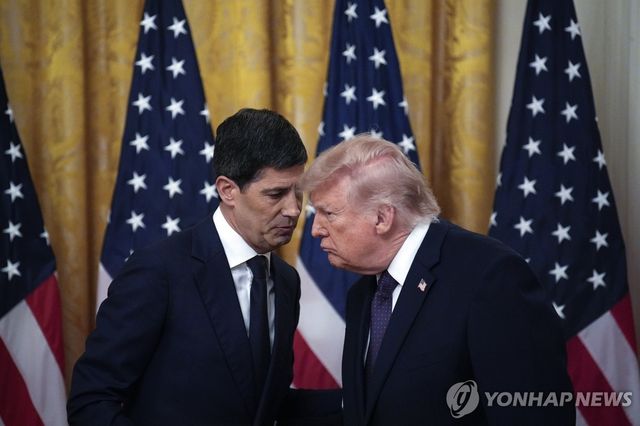 트럼프 대통령과 워시 연준 의장