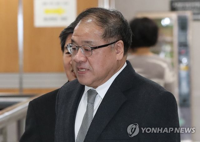 항소심 속행공판 출석하는 안종범