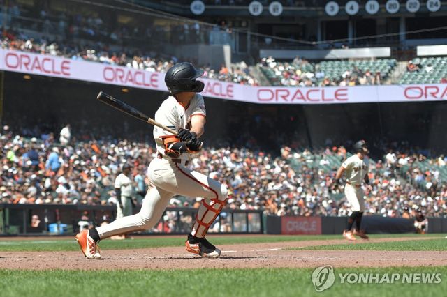 이정후의 밀워키전 안타 장면