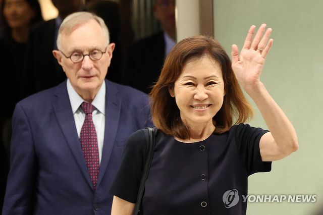 한국 도착한 미셸 스틸 주한미국대사