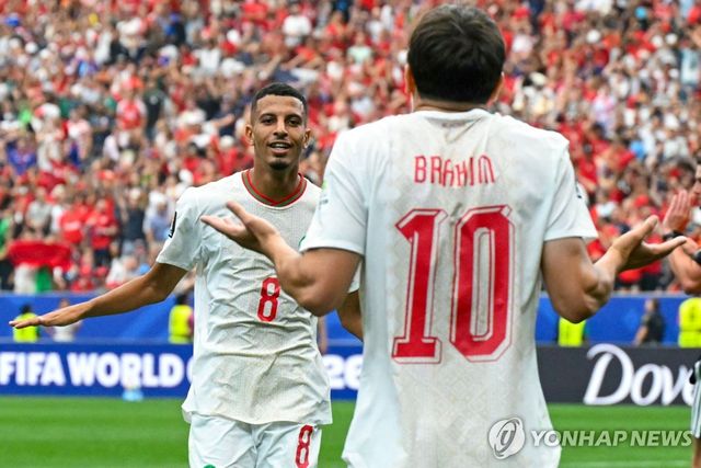 멀티골 작성한 모로코 미드필더 우나히