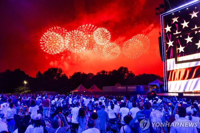 미국 건국 250주년 불꽃놀이