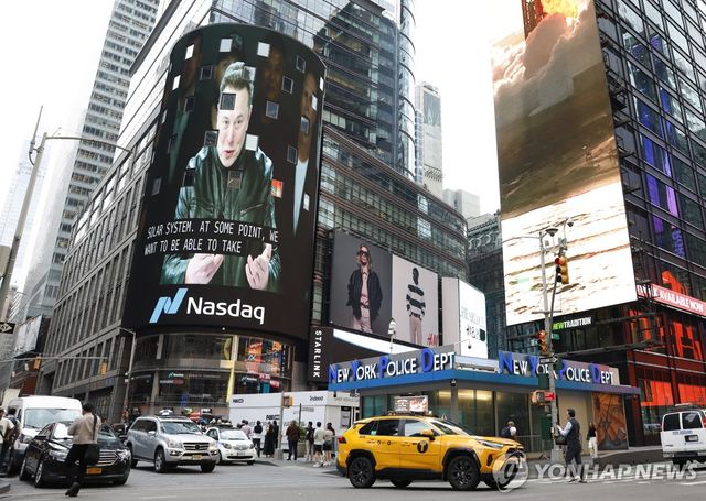 스페이스X 상장한 6월 12일 뉴욕 타임스스퀘어
