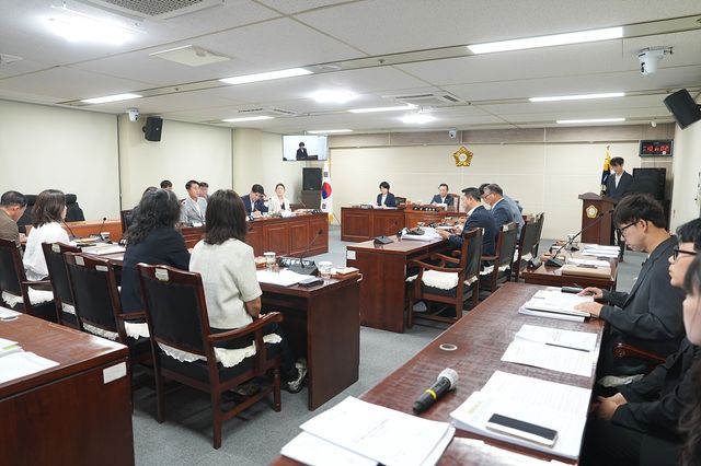 정례 의원간담회 여는 음성군의회