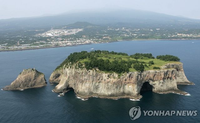 하늘에서 본 천연기념물 범섬