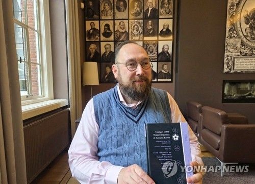 렘코 브뢰커 네덜란드 레이던 대학교 한국학과 교수 [촬영 현윤경] 