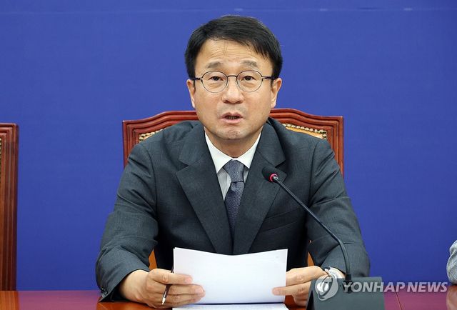 발언하는 한병도 당 대표 직무대행 및 원내대표