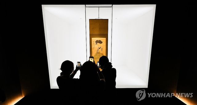 대구간송미술관 '미인도' 상설 전시