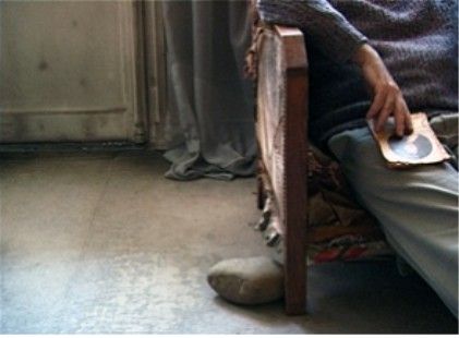 장 클로드 루소 작 '그의 아파트에서' 中