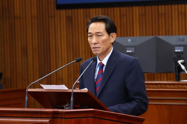시정연설하는 우상호 강원도지사