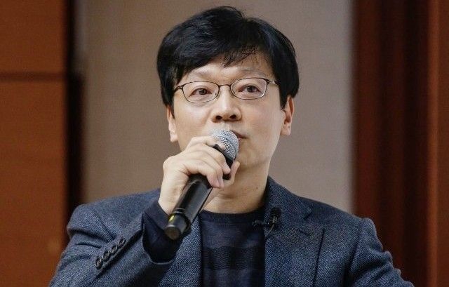 발언하는 권혁빈 스마일게이트 희망스튜디오 이사장