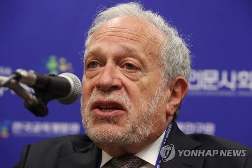 로버트 라이시 전 미국 노동부 장관