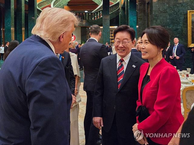 이재명 대통령 부부와 트럼프 대통령