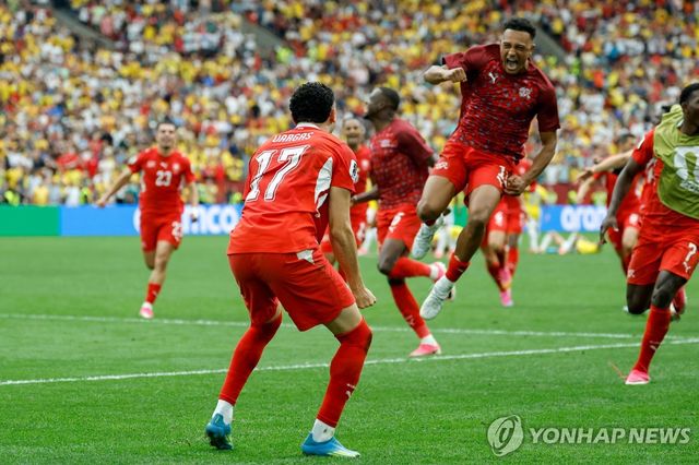 72년 만의 8강행 이룬 스위스 축구 대표팀