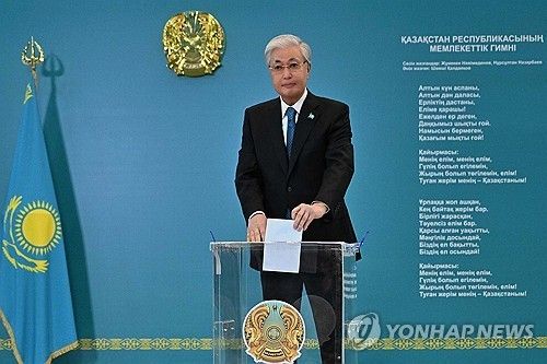 지난 3월 개헌 국민투표한 토카예프 카자흐스탄 대통령