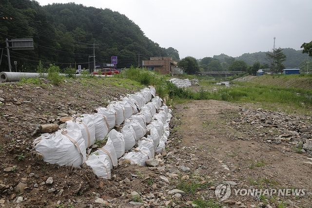다시 장마철 대비하는 가평
