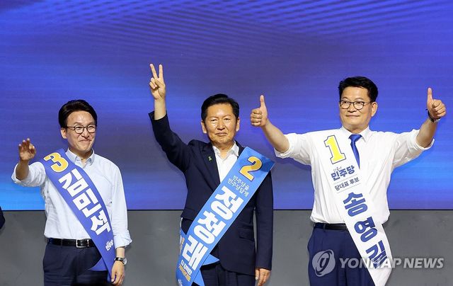 표심 구애하는 민주당 당 대표 후보들