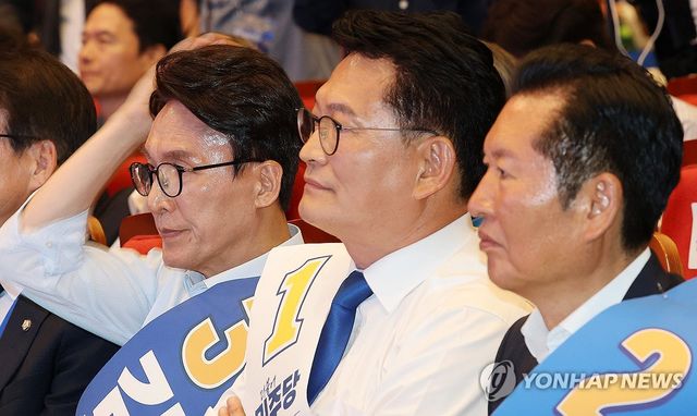 민주당 당권주자 '충청 격돌'