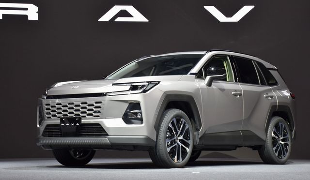 신형 도요타 RAV4