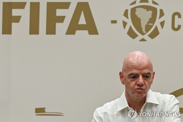 잔니 인판티노 FIFA 회장