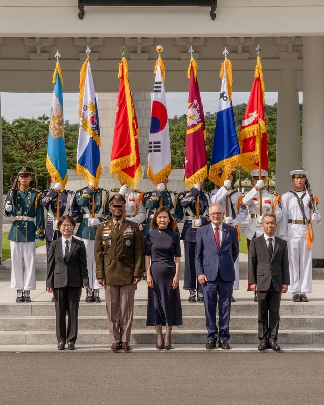 미셸 스틸 주한미국대사, 현충원 참배
