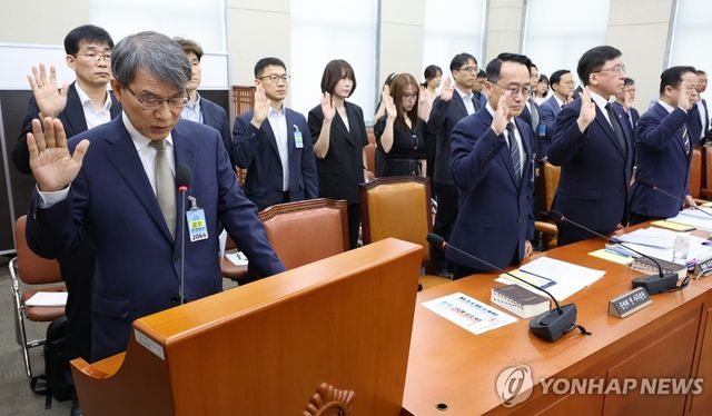선관위 국조특위 3차 청문회 증인 선서
