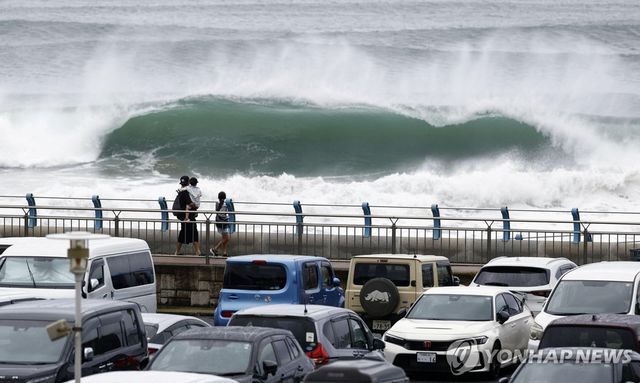 태풍 찬홈 일본 혼슈 동부 상륙