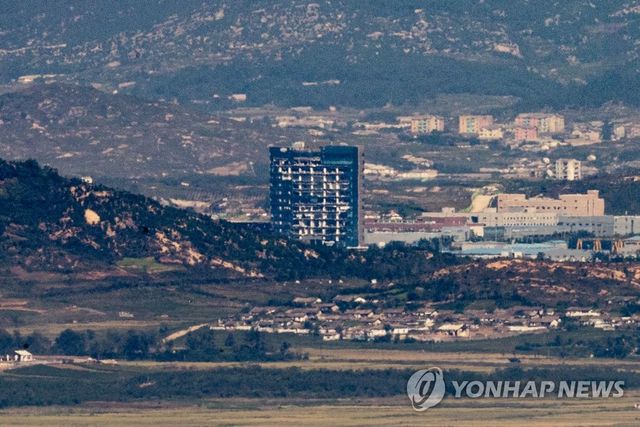 폐허가 된 지 어느덧 100일
