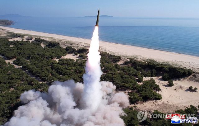 北, 동쪽 방향으로 미상 발사체…탄도미사일이면 6일만 