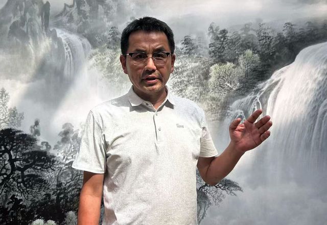 韓독립운동 사료 기증한 中수집가 왕진쓰씨