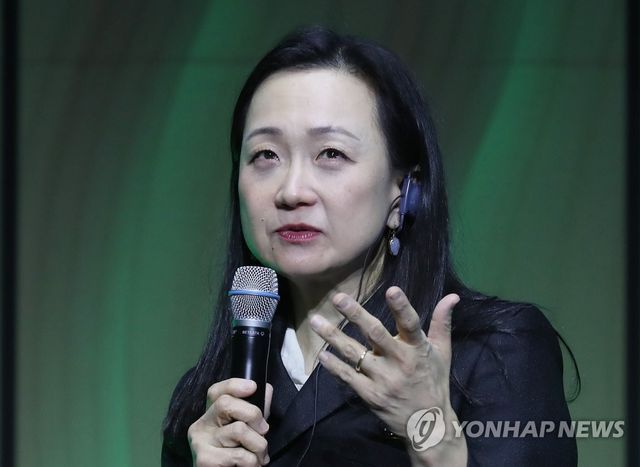 이민진 작가