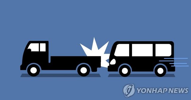 RV - 트럭 추돌사고 (PG)