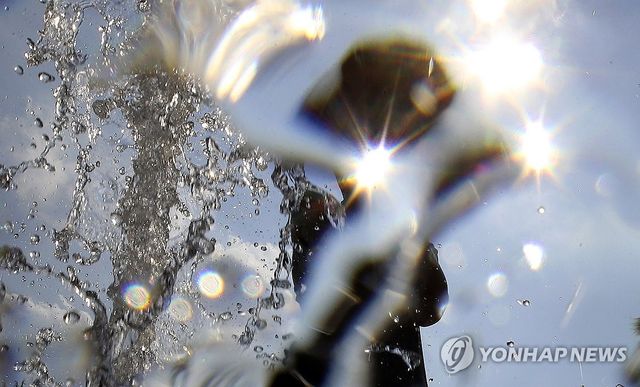 '폭염 탈출'