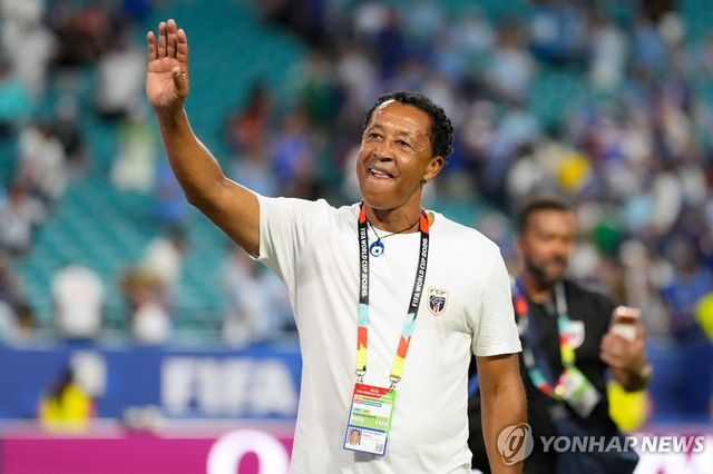 카보베르데의 돌풍을 이끈 부비스타 감독.