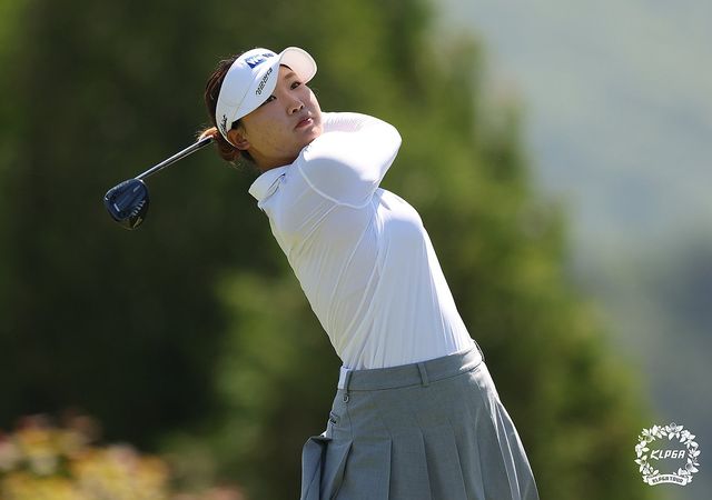 KLPGA 김민솔, 맥콜·모나오픈서 시즌 3승째…대상·상금도 선두