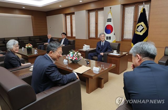 대법관 후보추천위원회 참석한 대법원장-법무 장관