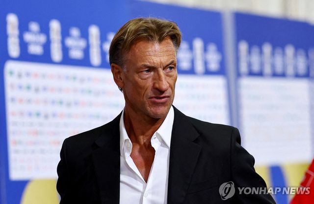 코트디부아르 대표팀을 다시 이끌게 된 르나르.