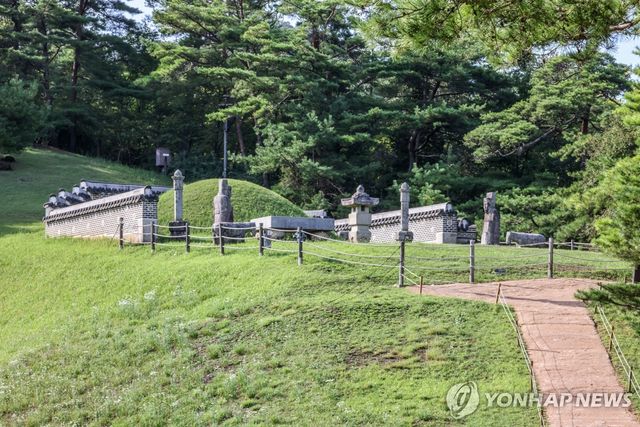 단종의 무덤 영월 장릉 능침