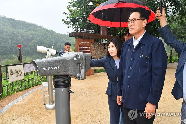 울주군수, 반구대 암각화 현장점검