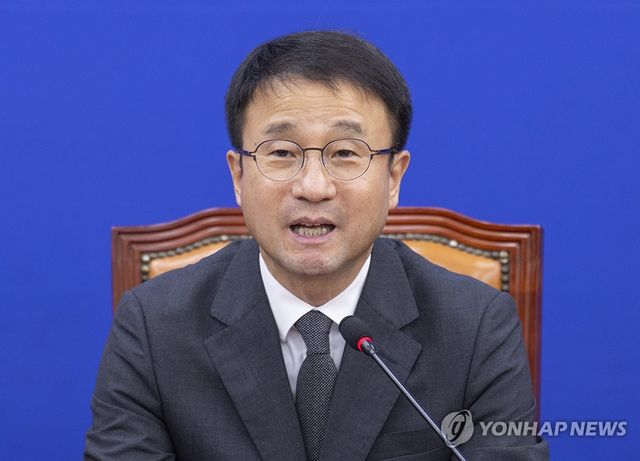 정부 세제개편안 관련 발언하는 한병도 대표 직무대행