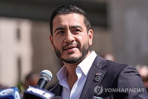 미 미시간주 민주당 연방 상원의원 경선서 승리한 '강성 진보' 엘사예드 후보