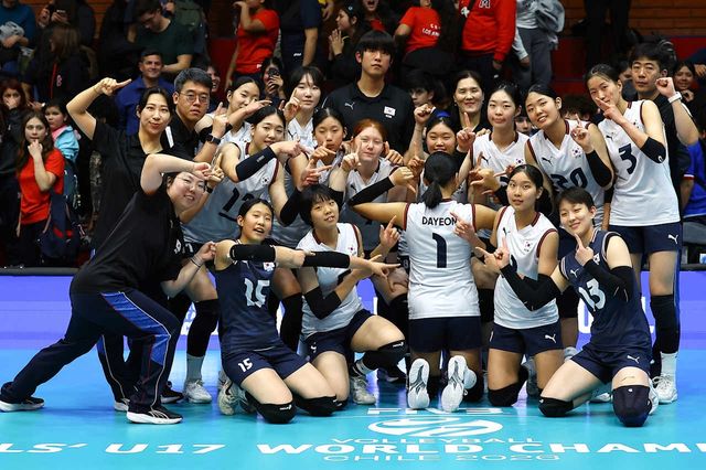 7일 조별리그 D조 1차전에서 푸에르토리코를 3-1로 꺾은 17세 이하 여자 배구대표팀