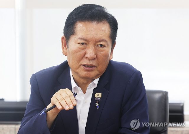 발언하는 민주당 정청래 당 대표 후보