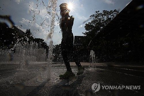 '폭염 탈출'