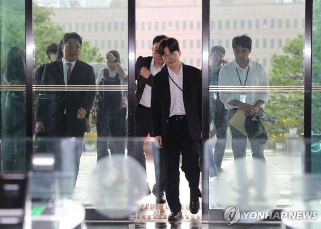 '투표 통계 조작' 포착, 투표지 합수본 중앙선관위 압수수색