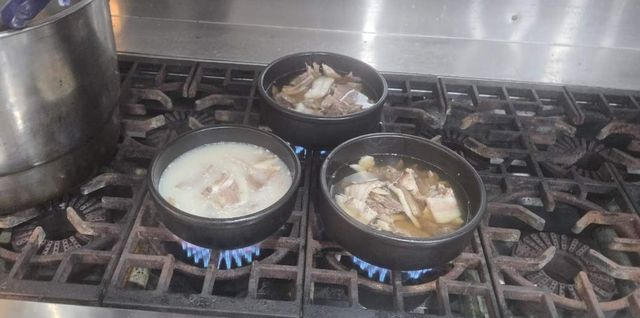 순댓국을 끓이는 화구 