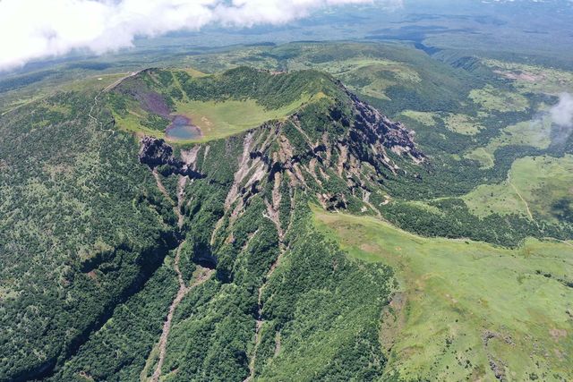 한라산 백록담 전경